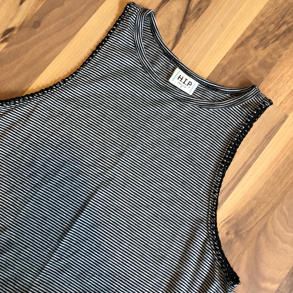 🎁NWOT cute HIP black & white striped tank